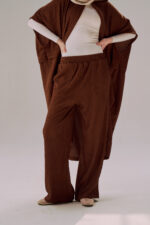 Pants with pockets