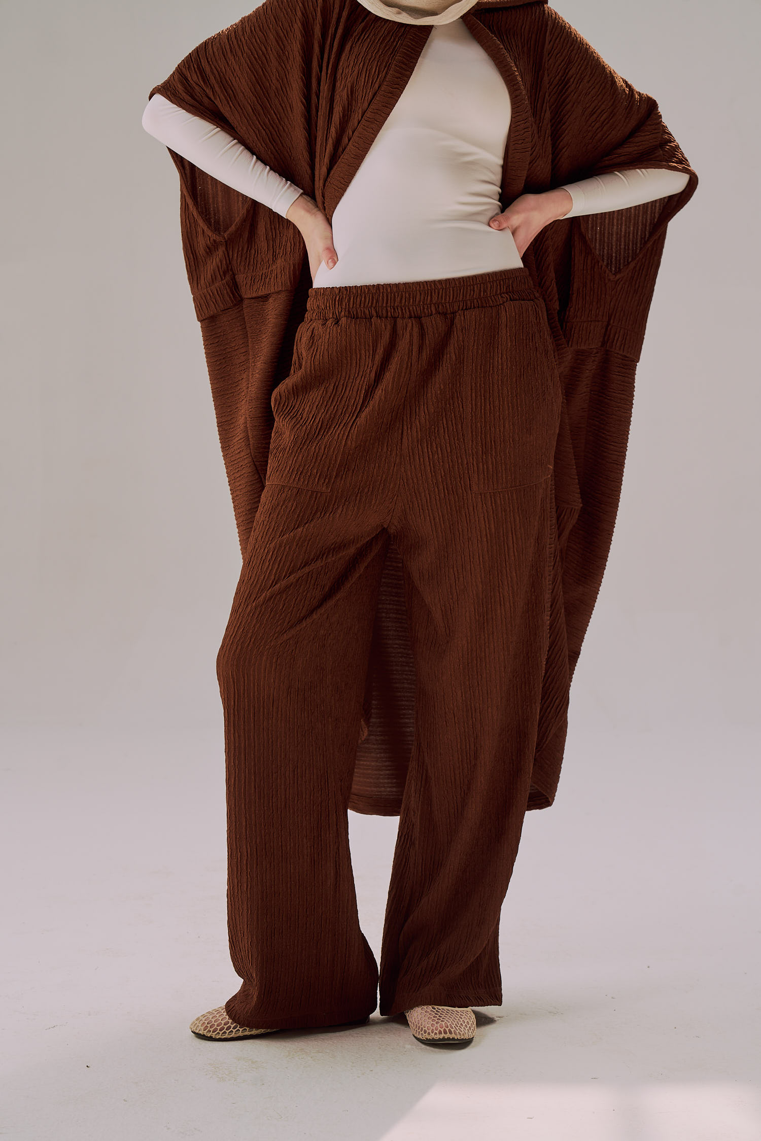 BTS09538.jpg Pants with pockets - Image 1